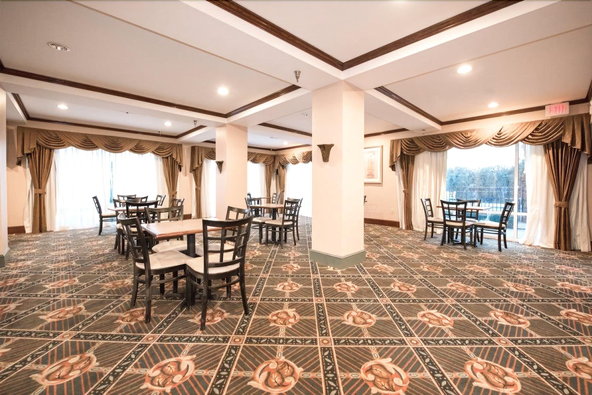 Baymont By Wyndham Montgomery South ภายนอก รูปภาพ
