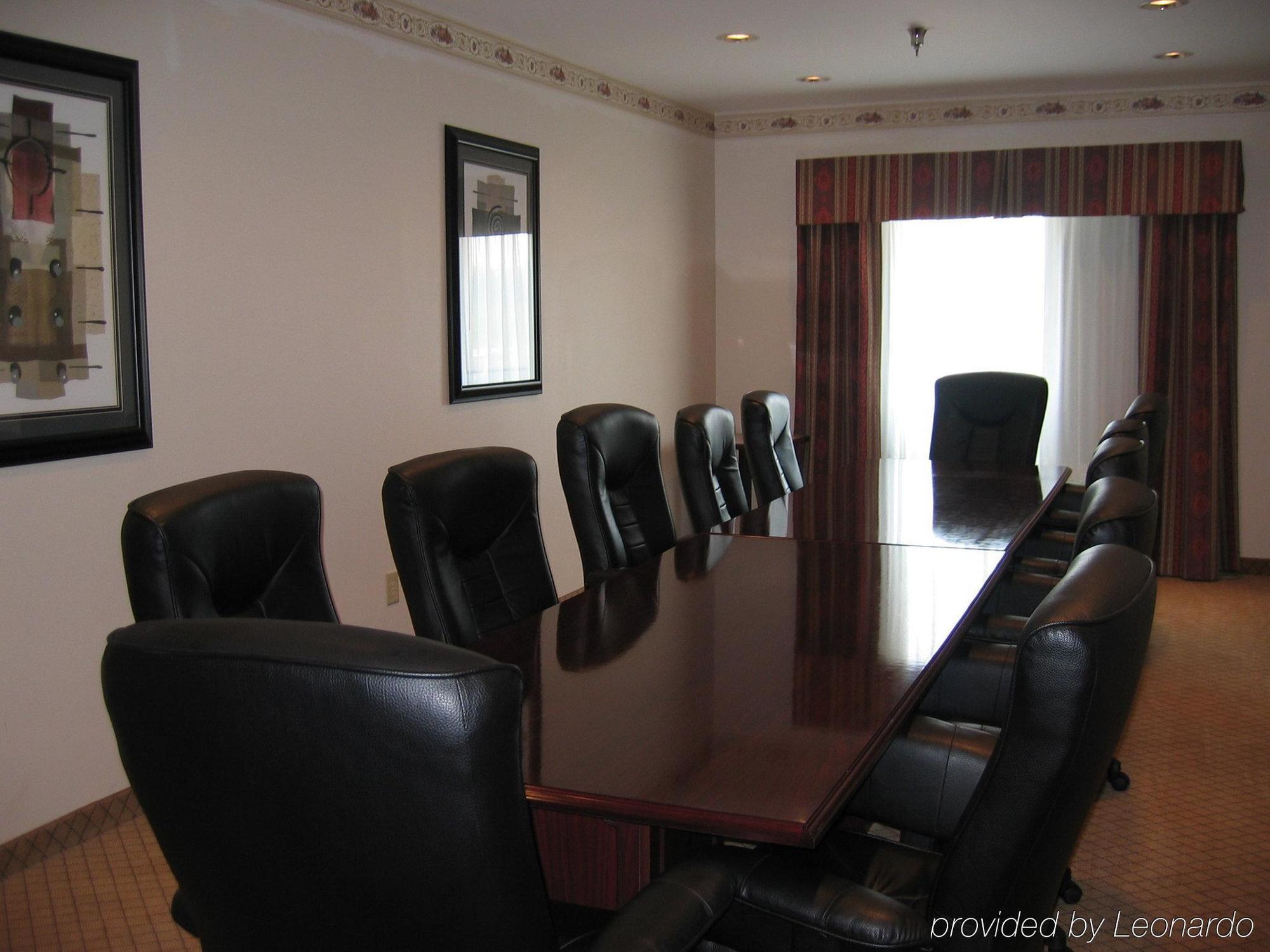 Baymont By Wyndham Montgomery South ภายนอก รูปภาพ